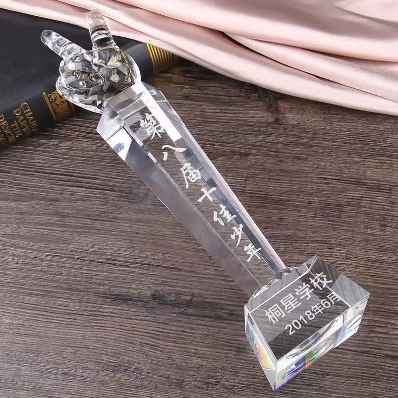 六角柱V形水晶奖杯(图6)