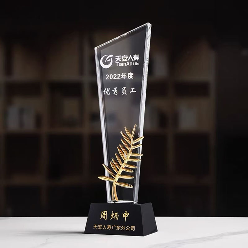 直刀水晶(图1)
